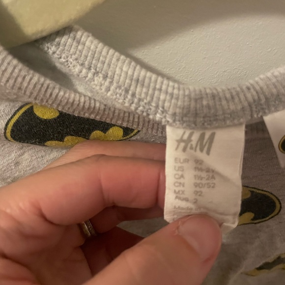 Batman 2 piece H&M, 1.5-2 years - Picture 5 of 5